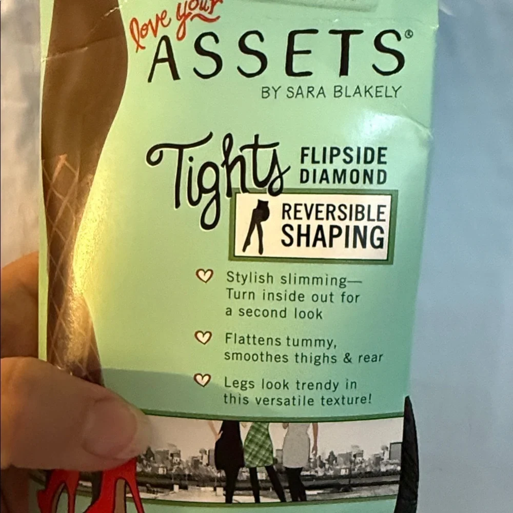 ASSETS by Sara Blakely Black Flipside Diamond Tights, Sz 4, Color Black